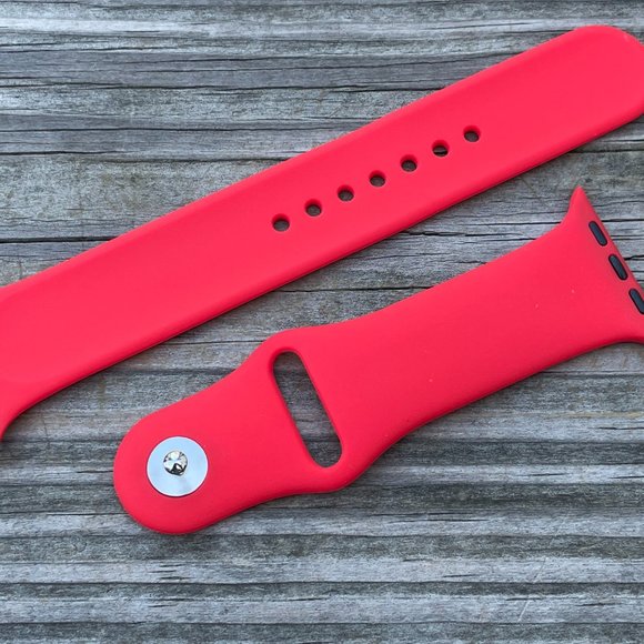 iWatch Replacement Band Red Rubber Sport Strap Size 42/44mm  Unbranded - Picture 2 of 8